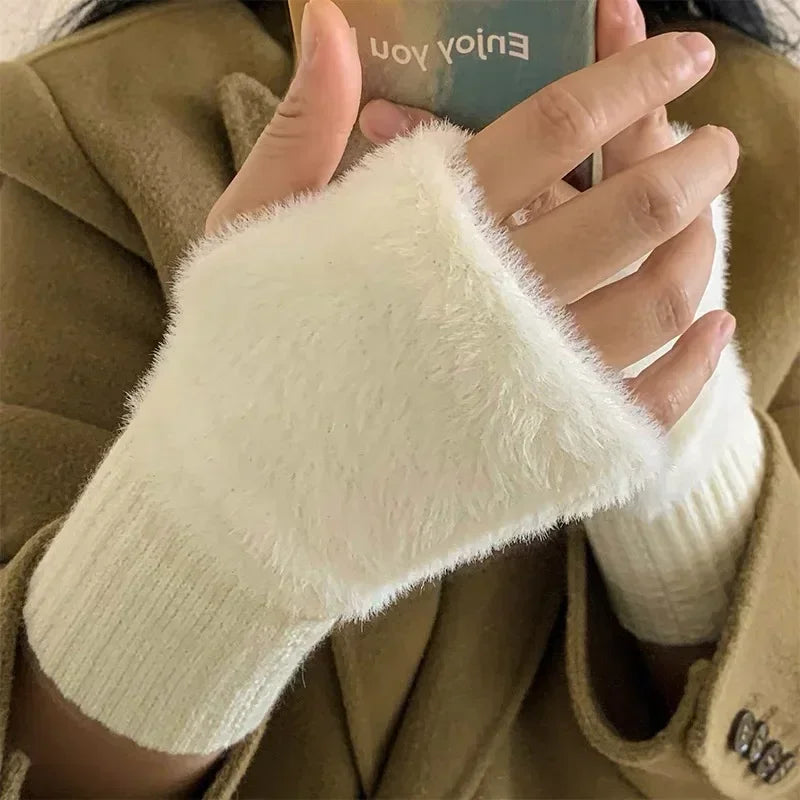 fingerless gloves
