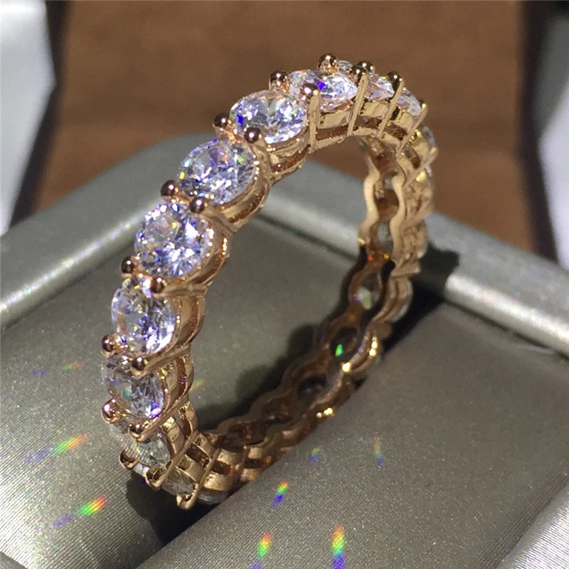 round diamond ring